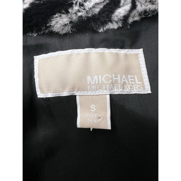 Michael Kors Zebra‎ Print Faux Rabbic Soft Fur Vest S City Quiet Luxury Classic - Picture 5 of 6